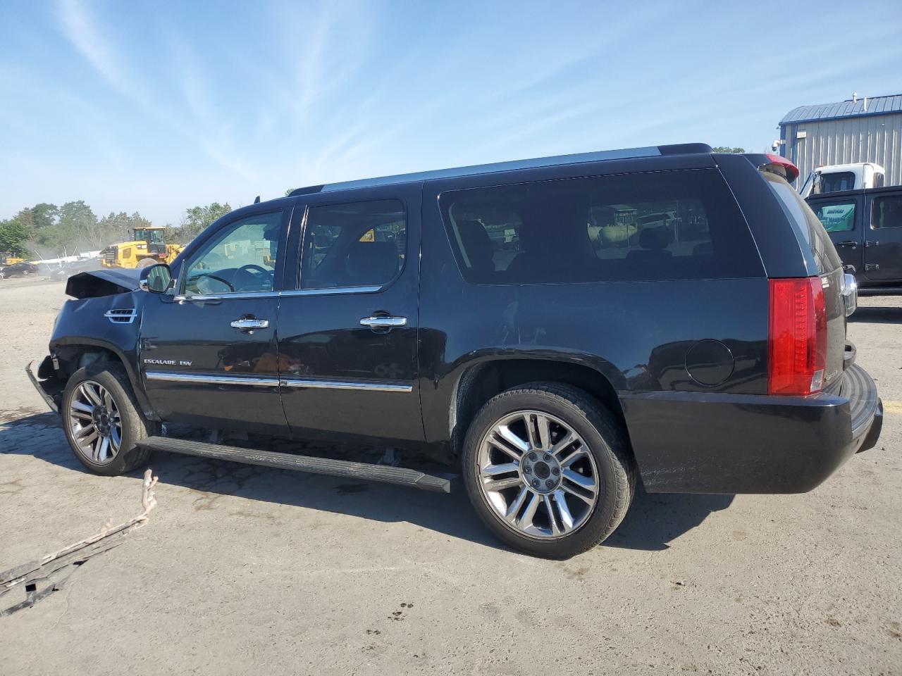 2013 Cadillac Escalade - Image 2