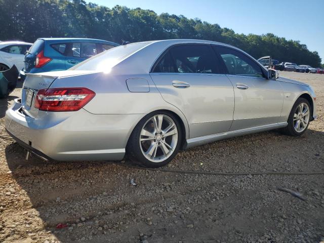  MERCEDES-BENZ E-CLASS 2012 Серебристый