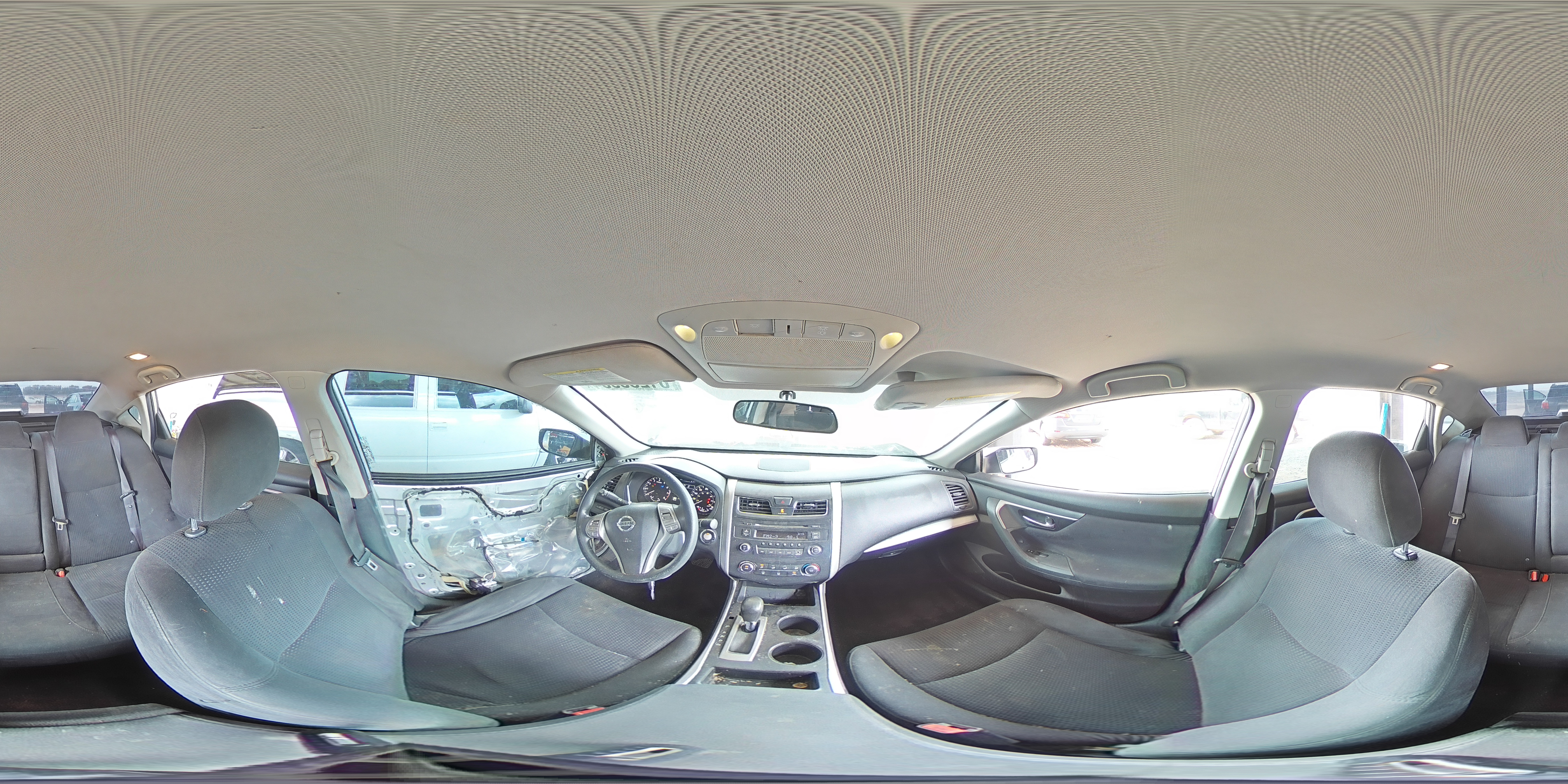 2015 Nissan Altima - Image 13