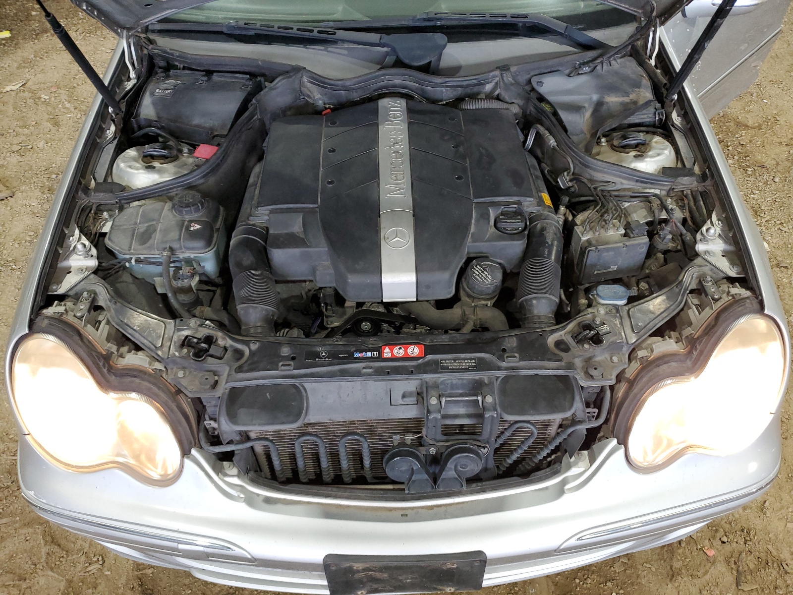 WDBRF61J75A774312 2005 Mercedes-Benz C 240