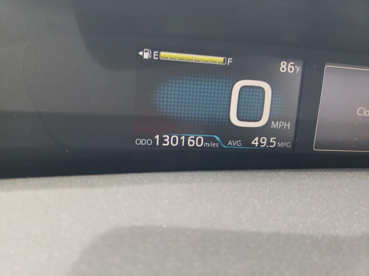 2017 Toyota Prius - Image 9