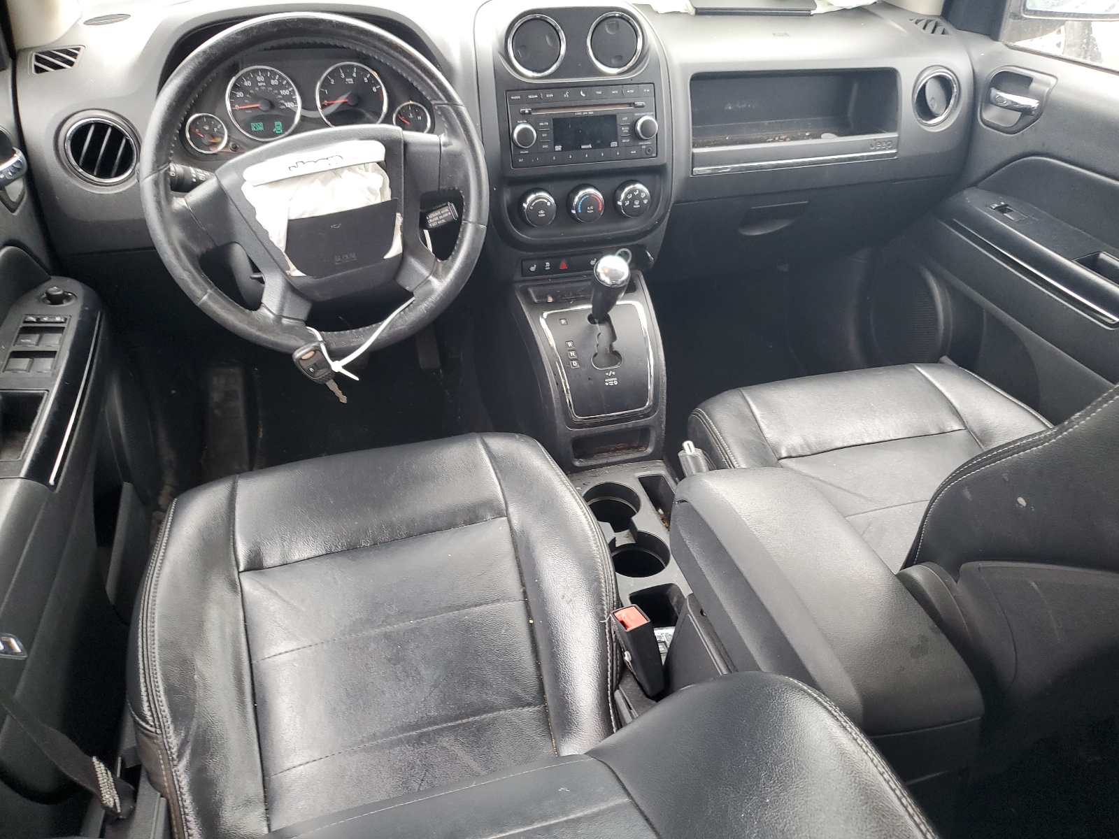 1J4NF5FB8AD560086 2010 Jeep Compass Limited