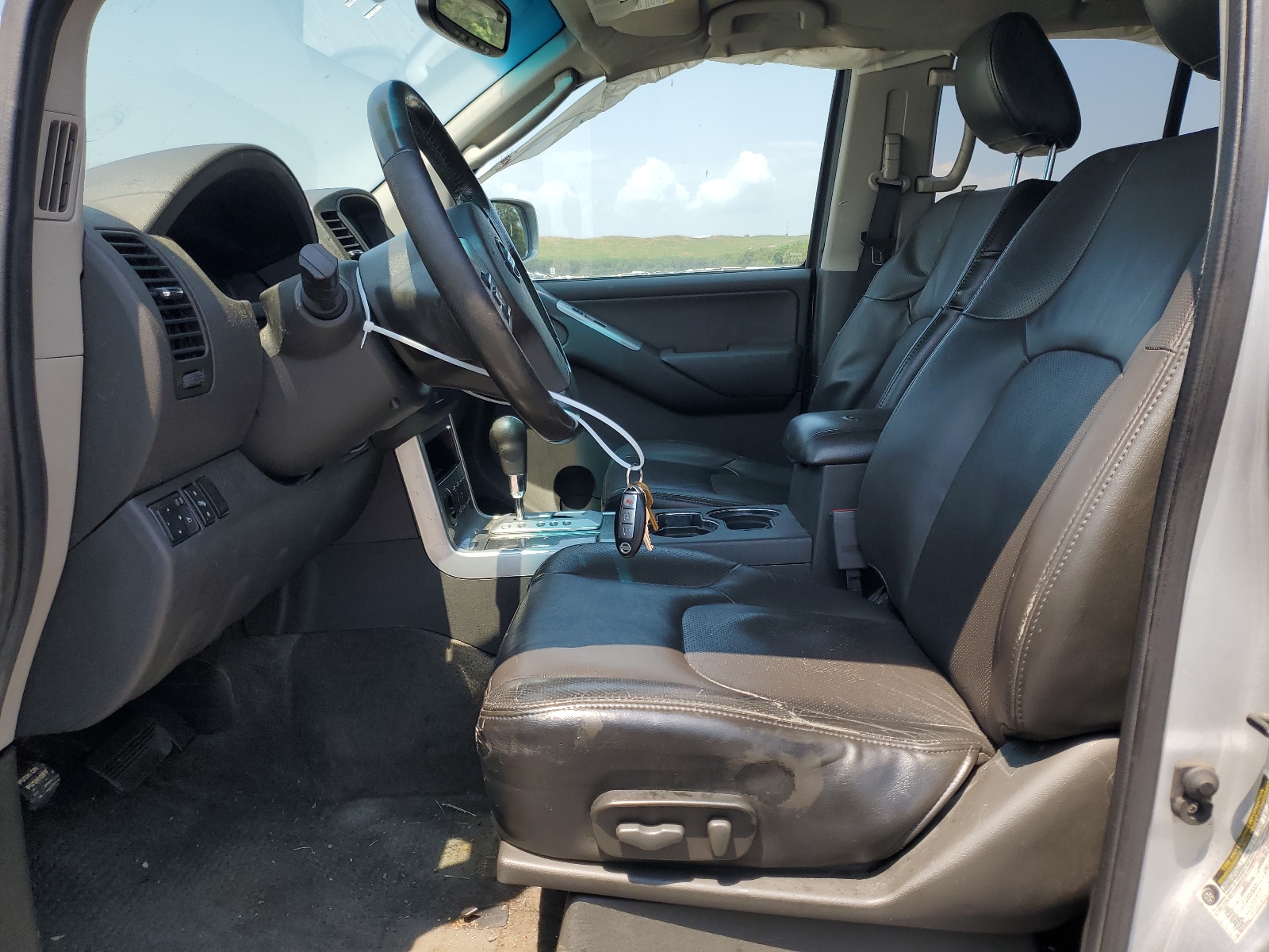 5N1AR1NBXBC624198 2011 Nissan Pathfinder S