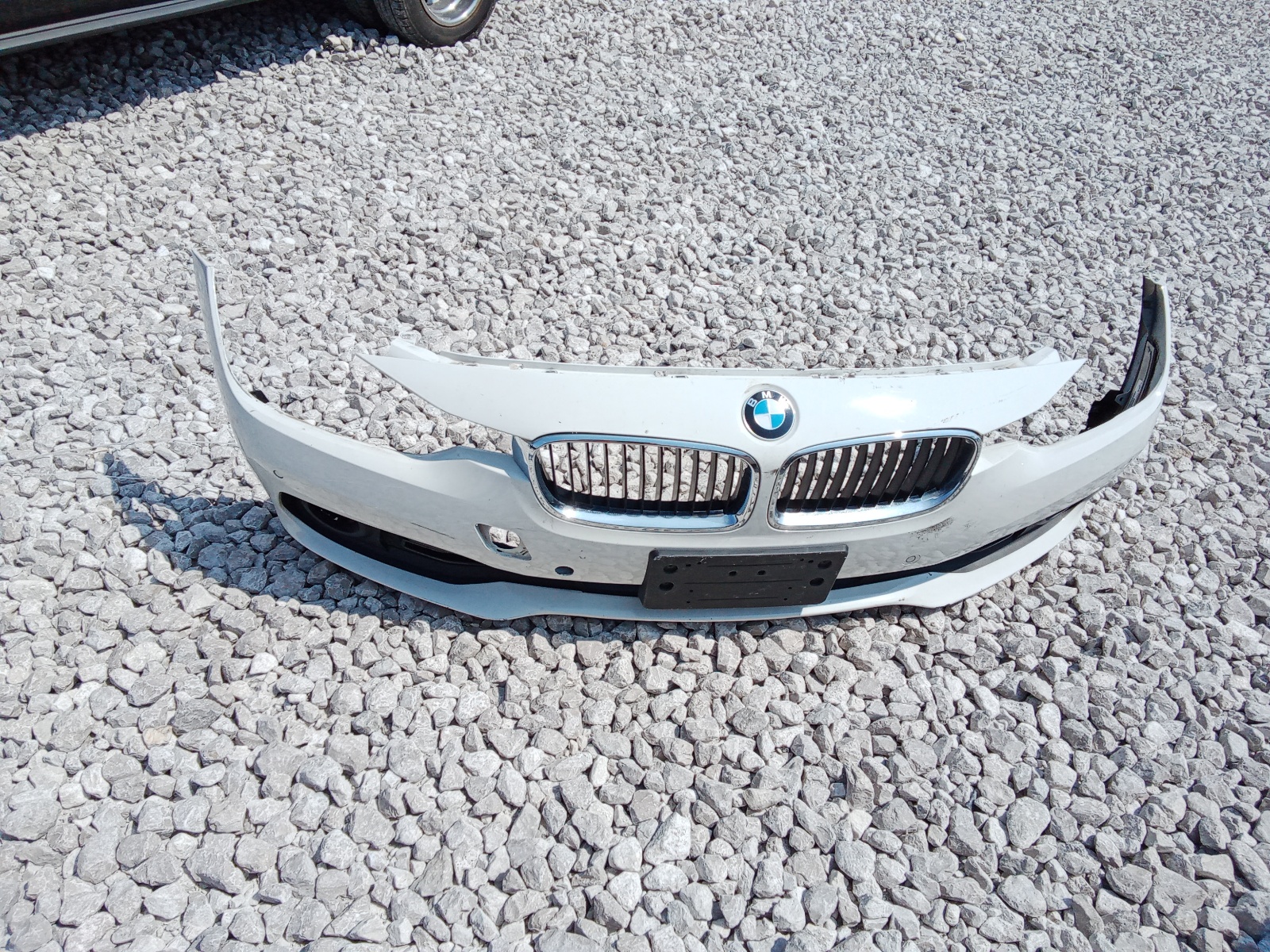 WBA8E5G32HNU45336 2017 BMW 320 Xi