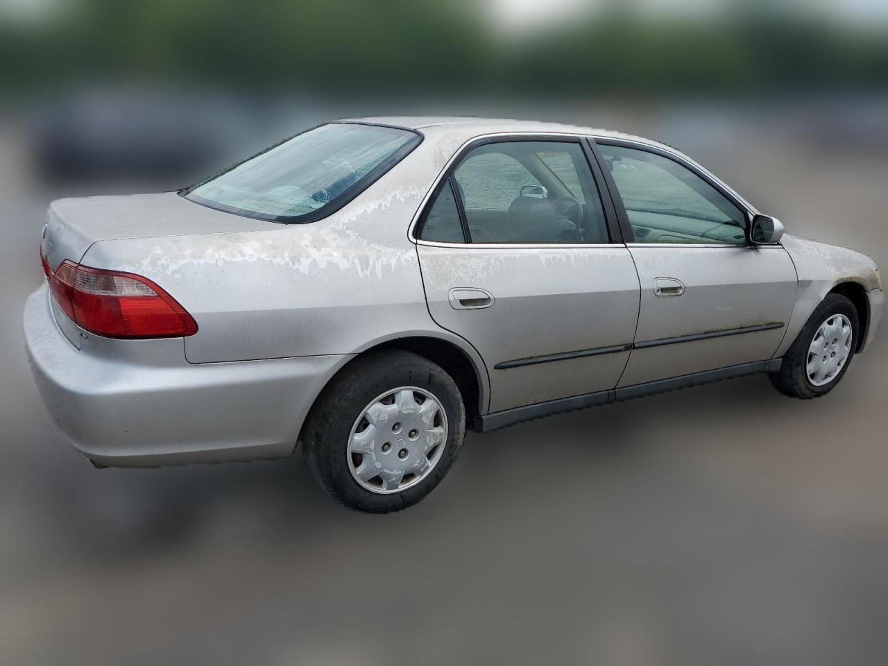 1HGCG5645WA234400 1998 Honda Accord Lx