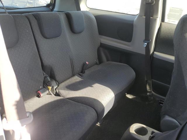 2010 TOYOTA YARIS 