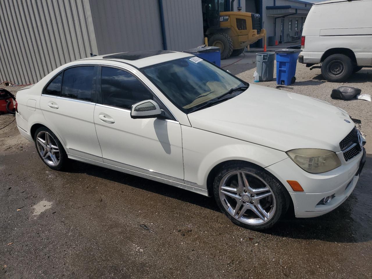 VIN WDDGF81X48F068615 2008 MERCEDES-BENZ C-CLASS no.4