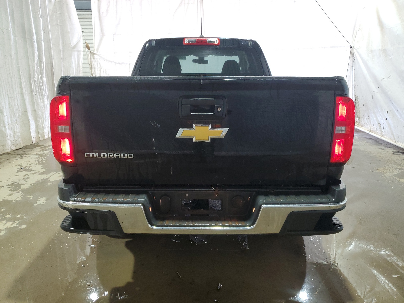 1GCHSBEA4J1327054 2018 Chevrolet Colorado