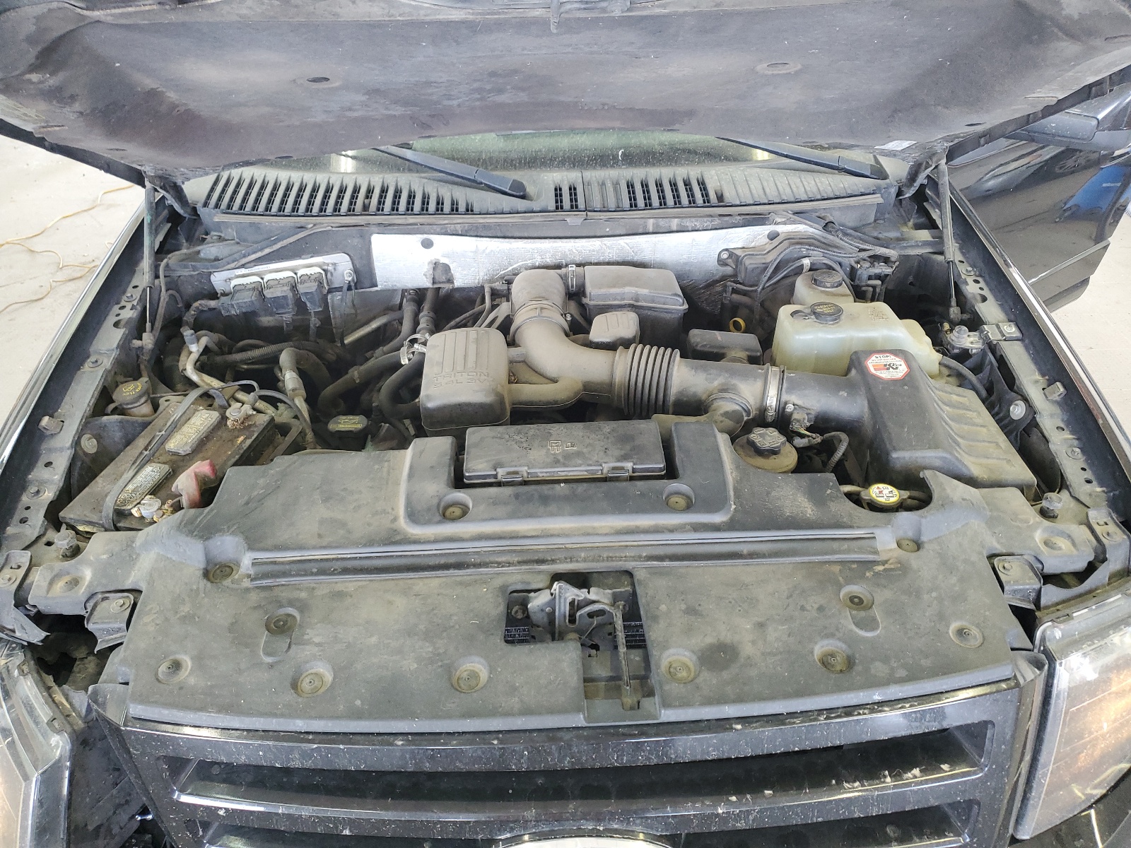 1FMJU2A56AEB35742 2010 Ford Expedition Limited