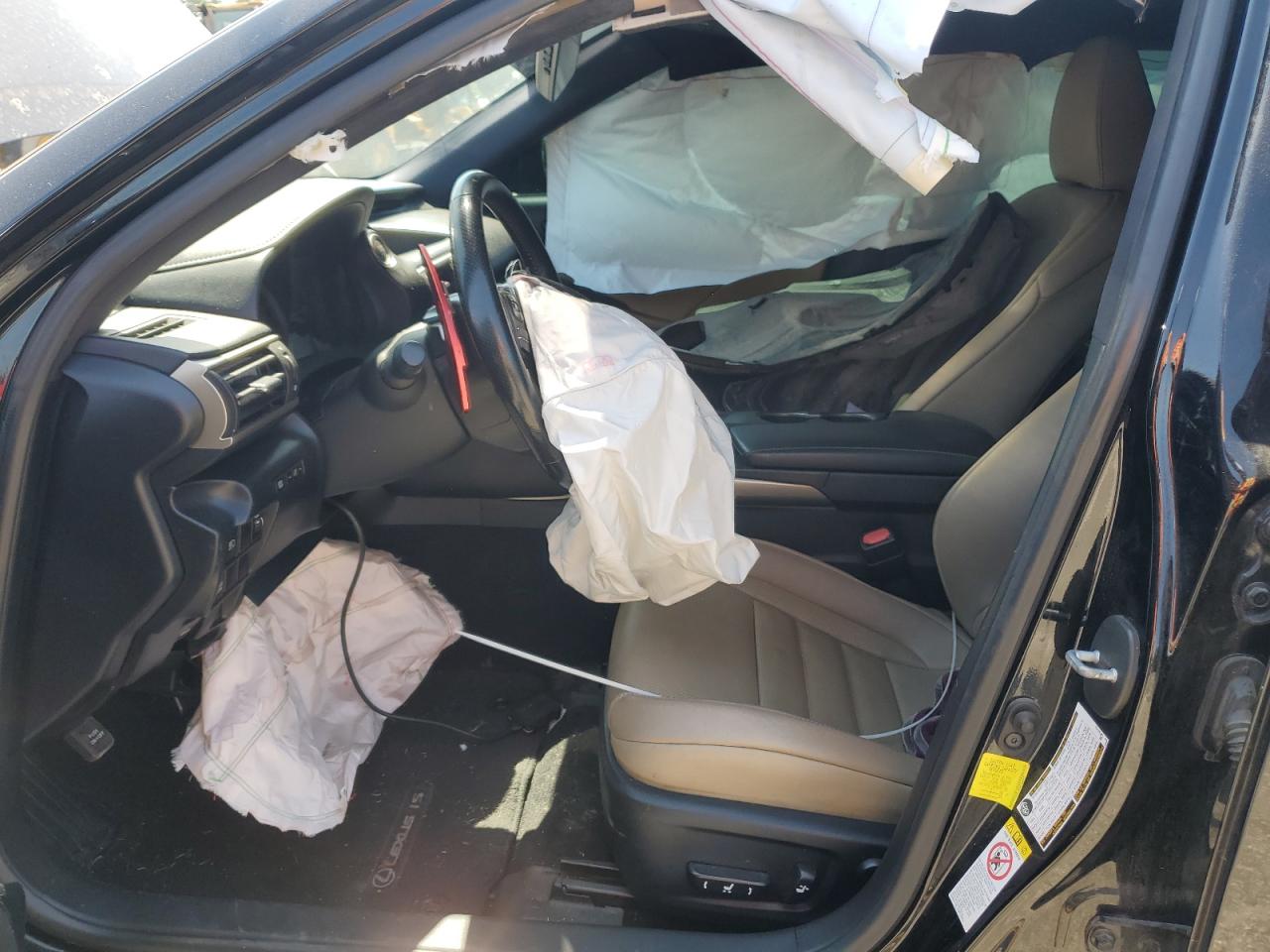 2017 Lexus Is 200T VIN: JTHBA1D25H5040952 Lot: 58704034