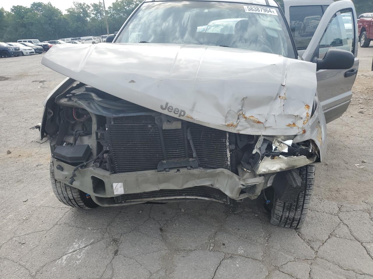 2000 Jeep Grand Cherokee Laredo VIN: 1J4GW48S4YC260190 Lot: 58387964