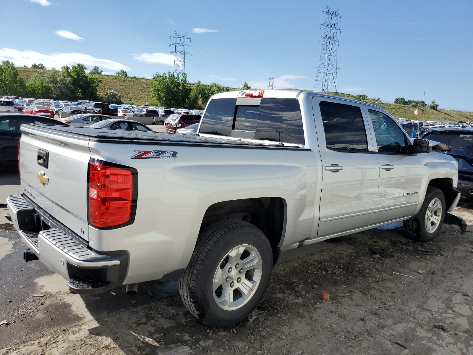 2017 Chevrolet Silverado K1500 Lt vin: 3GCUKREC7HG350316