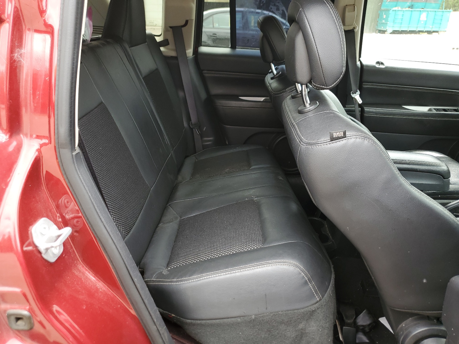 1C4NJDEB9GD758152 2016 Jeep Compass Latitude