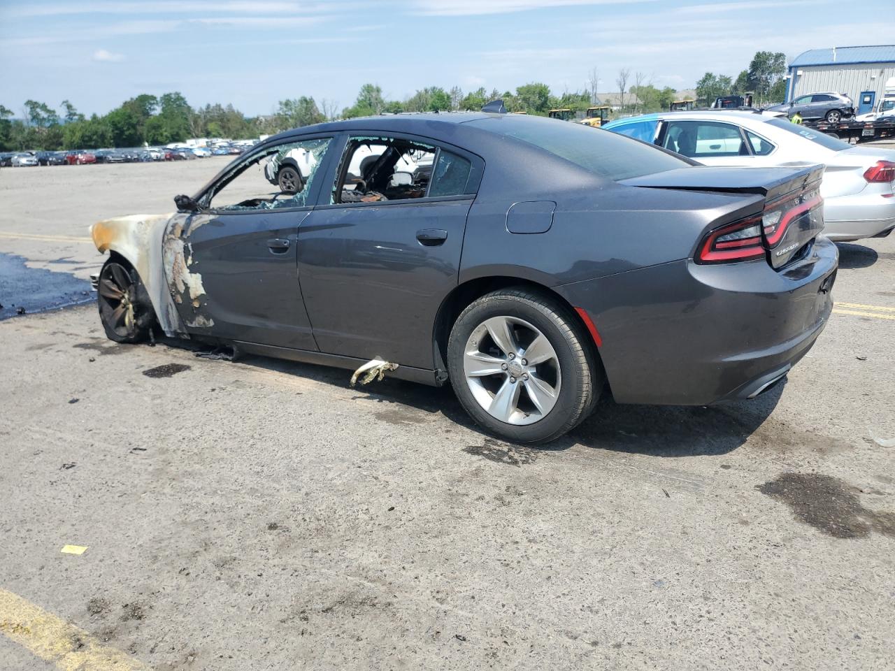 2016 Dodge Charger - Image 2