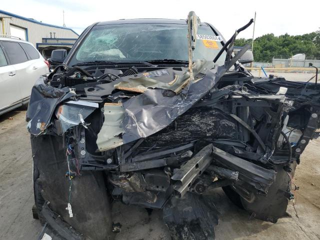  CHEVROLET SUBURBAN 2016 Серый