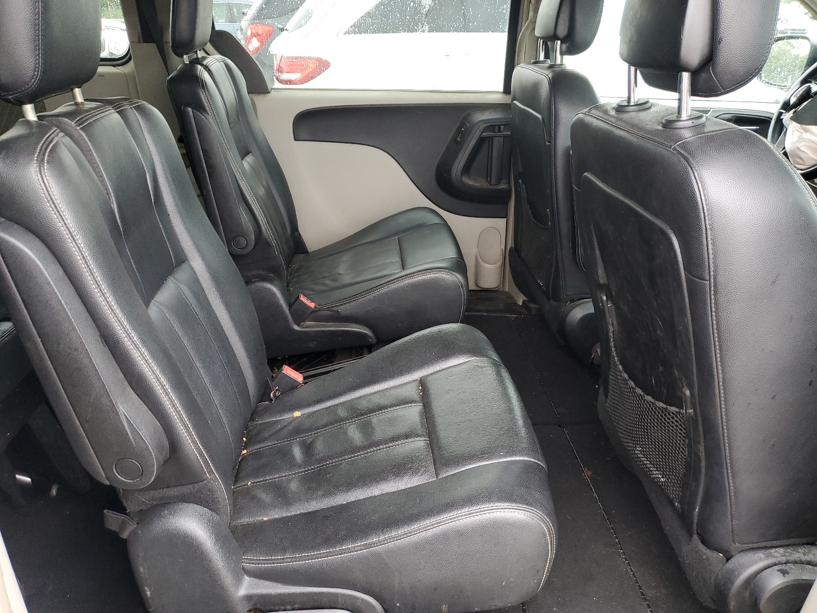 2C4RC1BG6DR683073 2013 Chrysler Town & Country Touring