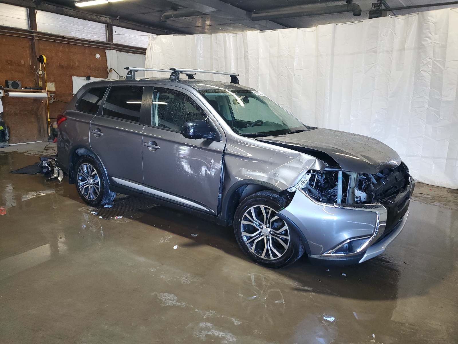 2018 Mitsubishi Outlander Se vin: JA4AZ3A31JJ006304