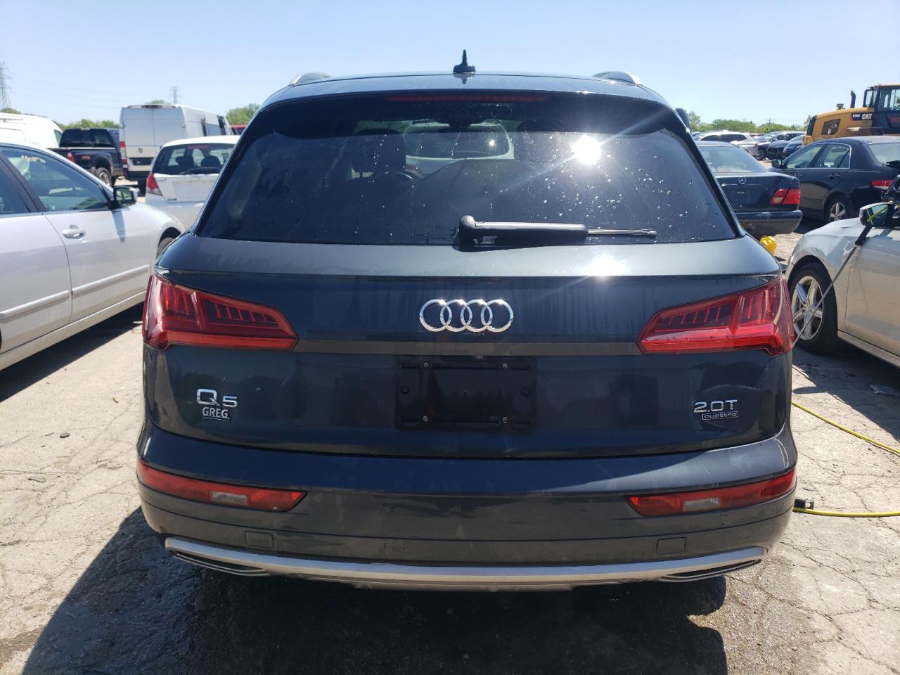 2018 Audi Q5 Premium VIN: WA1ANAFY9J2027268 Lot: 58070614