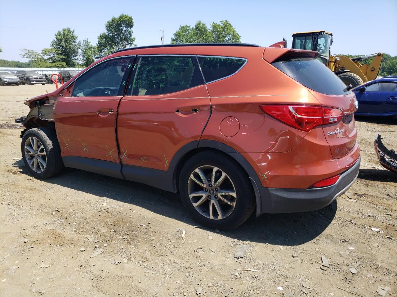 2014 Hyundai Santa Fe - Image 2