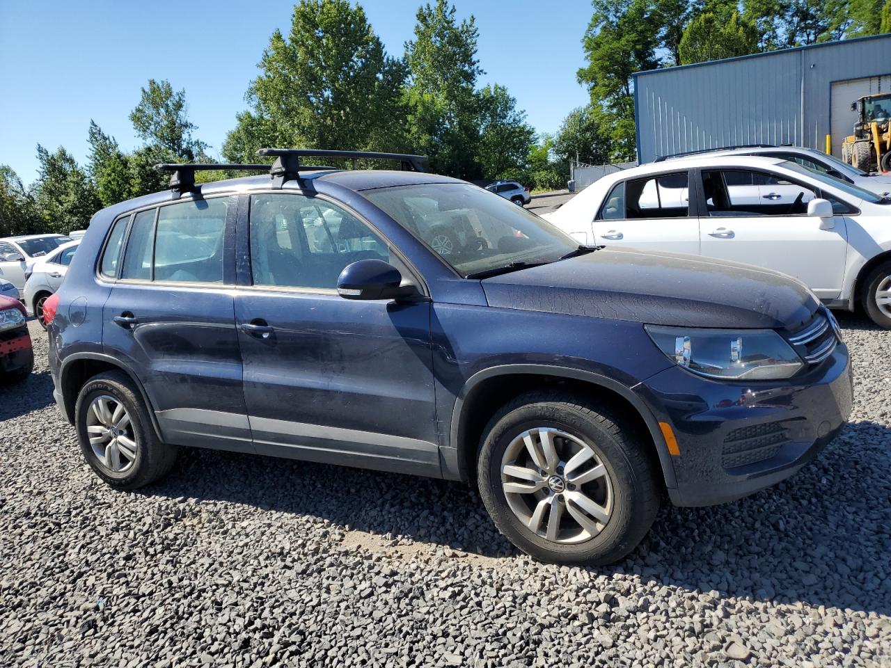 2012 Volkswagen Tiguan S VIN: WVGAV7AX2CW587972 Lot: 60458304