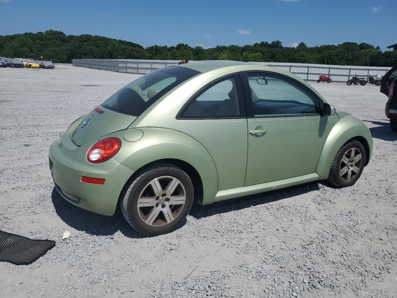 2006 Volkswagen New Beetle 2.5L Option Package 1 VIN: 3VWRW31CX6M417578 Lot: 59616994