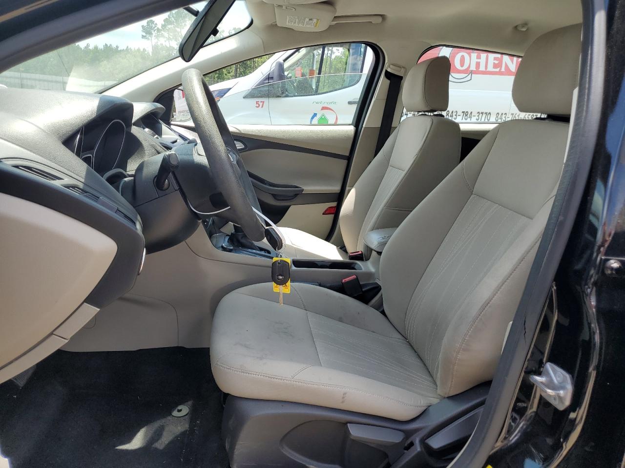 2017 Ford Focus Se VIN: 1FADP3K28HL326965 Lot: 59969224