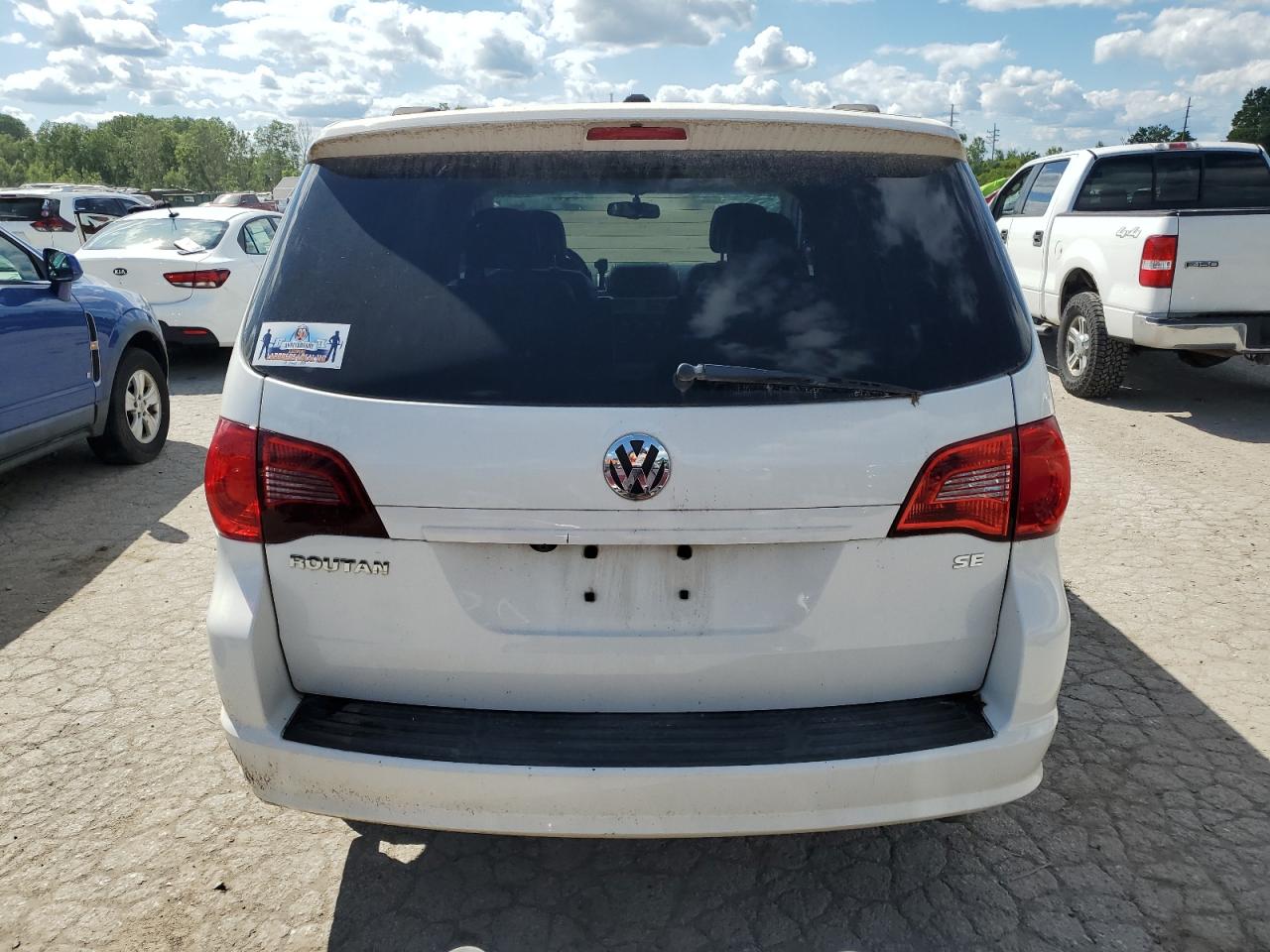 2011 Volkswagen Routan Se VIN: 2V4RW3DG9BR717350 Lot: 58409294