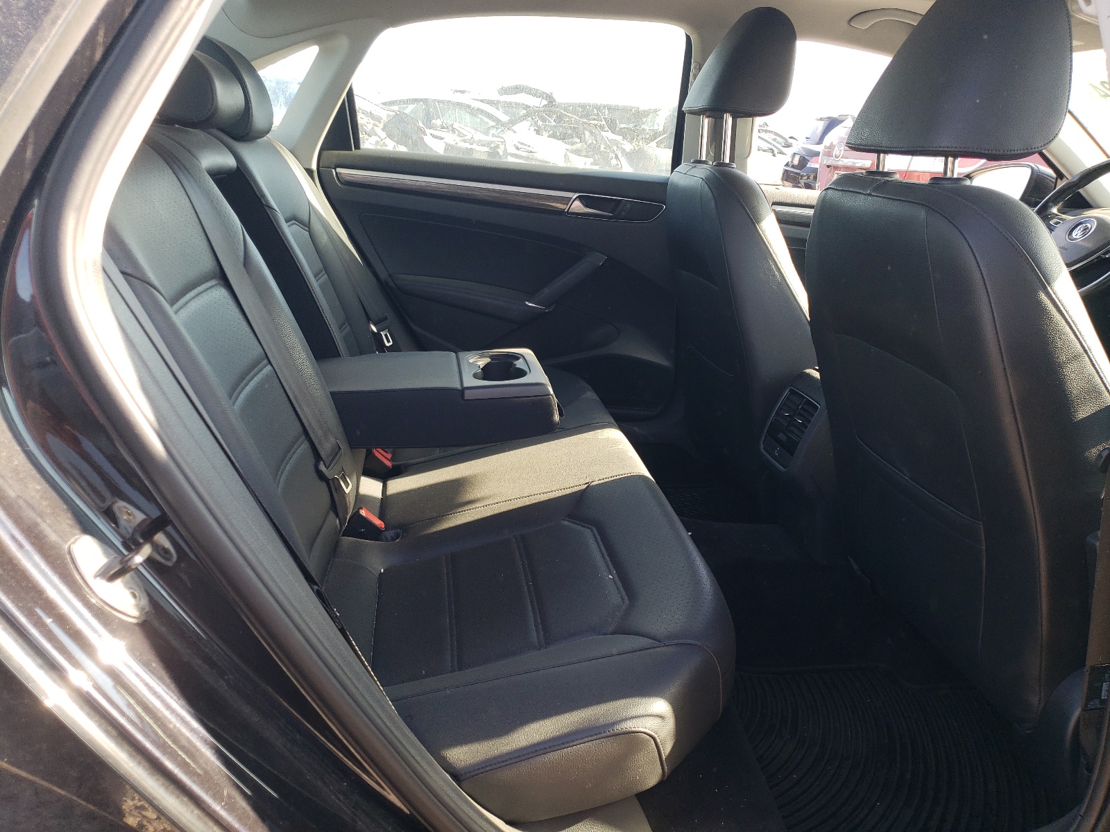 1VWBT7A36HC068148 2017 Volkswagen Passat Se