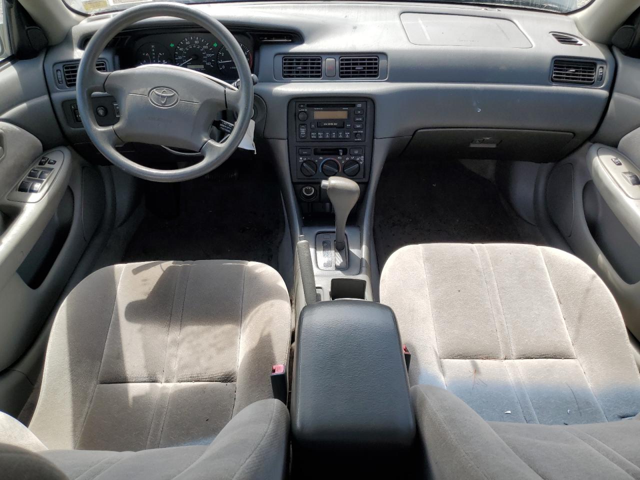 1999 Toyota Camry Ce VIN: 4T1BG28KXXU543845 Lot: 56271904