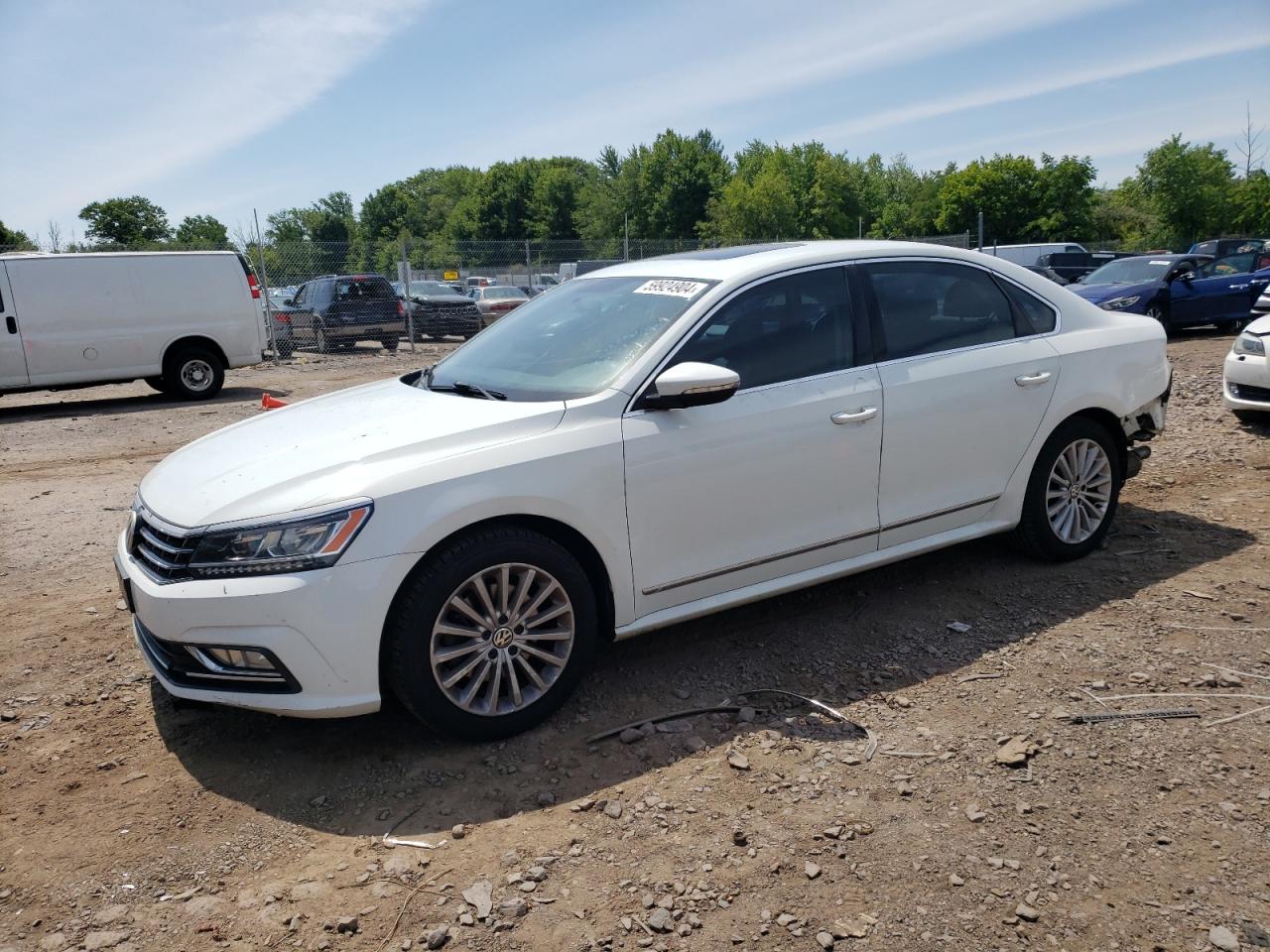 1VWBT7A36GC060226 2016 VOLKSWAGEN PASSAT - Image 1