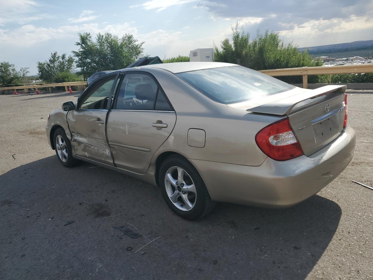 2004 Toyota Camry Le VIN: 4T1BE30K74U273752 Lot: 59285664