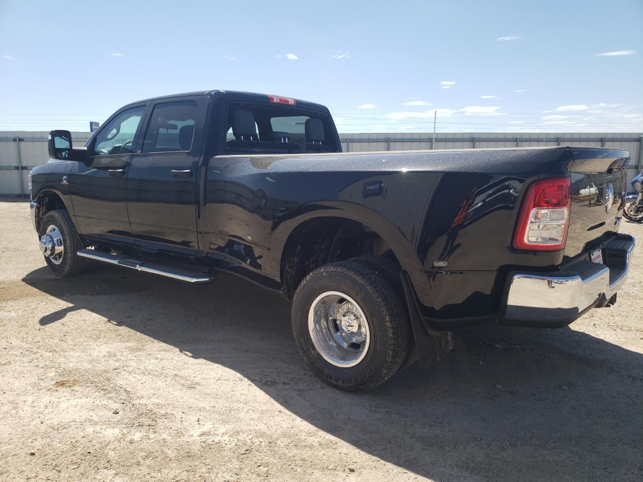 2024 Ram 3500 Tradesman VIN: 3C63RRGL2RG280558 Lot: 60001004