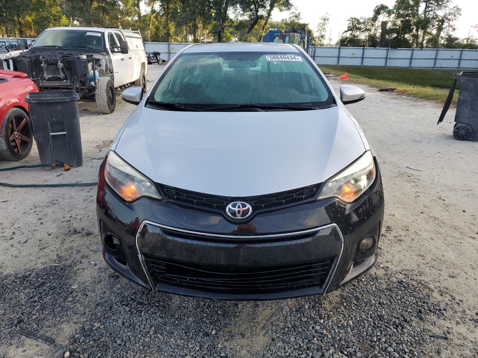 2015 Toyota Corolla L vin: 5YFBURHE5FP332404