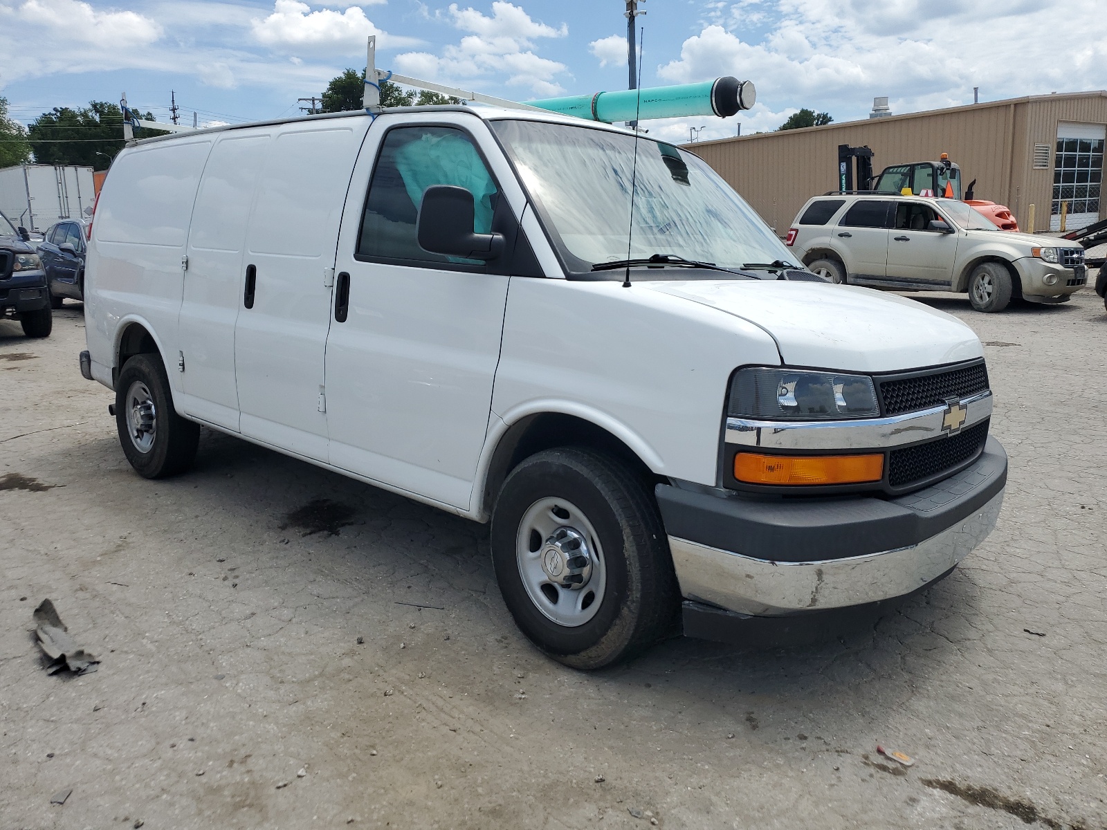 1GCZGGFGXH1170596 2017 Chevrolet Express G3500