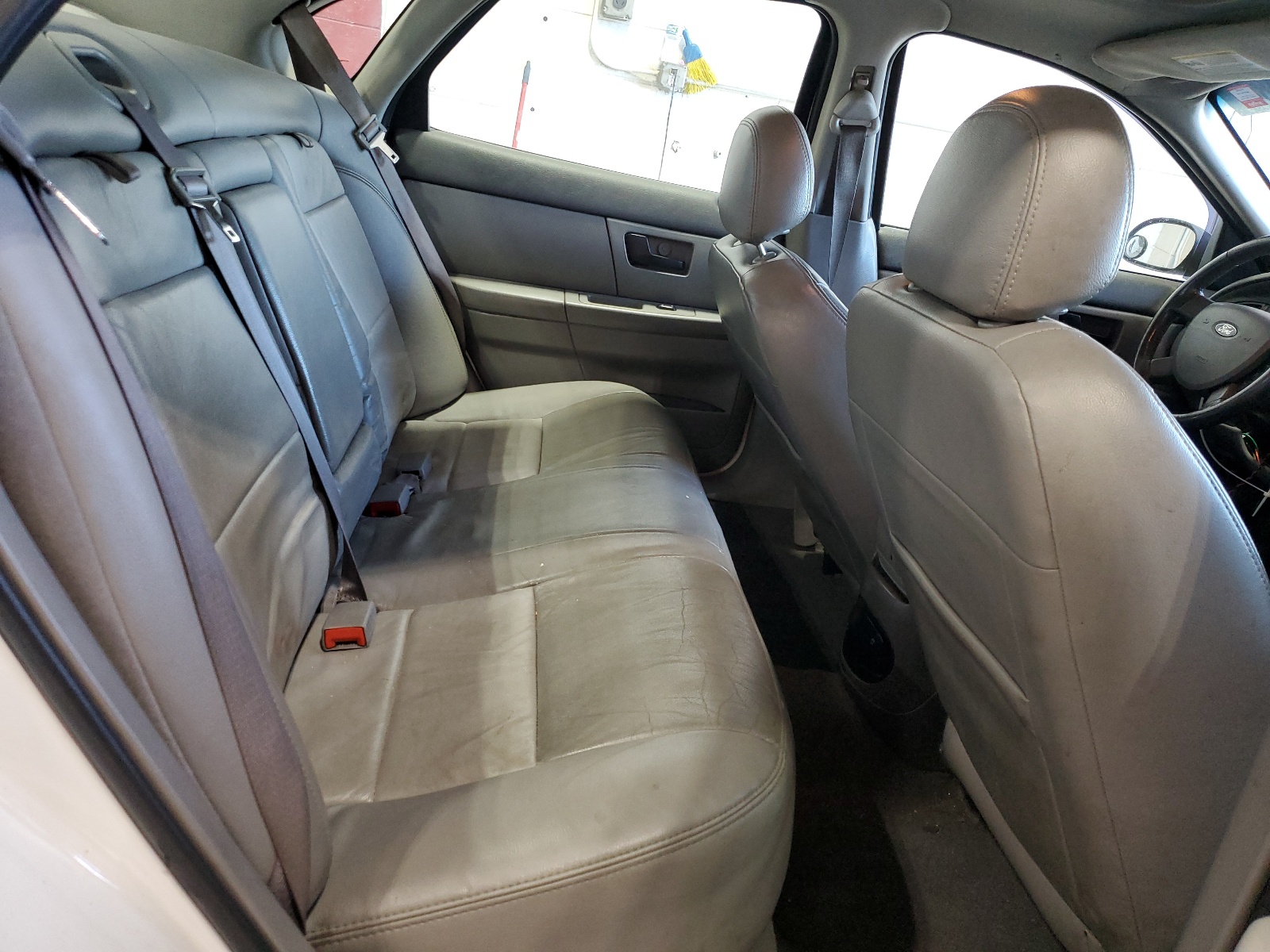 1FAFP56U56A250159 2006 Ford Taurus Sel