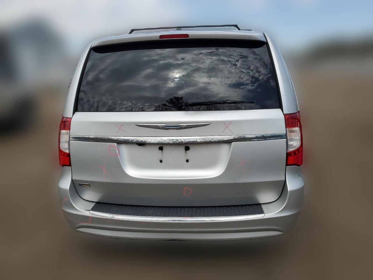 2011 Chrysler Town & Country Touring VIN: 2A4RR5DG3BR754238 Lot: 50465004