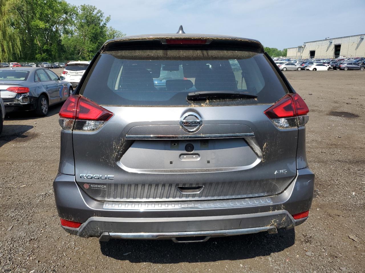2018 Nissan Rogue S VIN: KNMAT2MV8JP584928 Lot: 58916844
