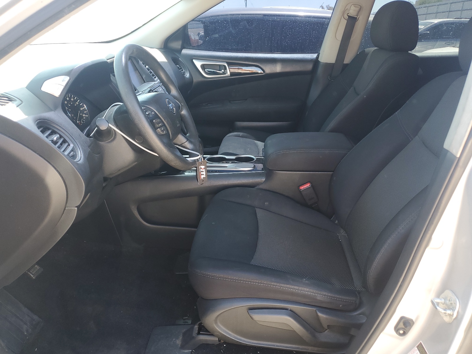 5N1DR2MN0HC666421 2017 Nissan Pathfinder S