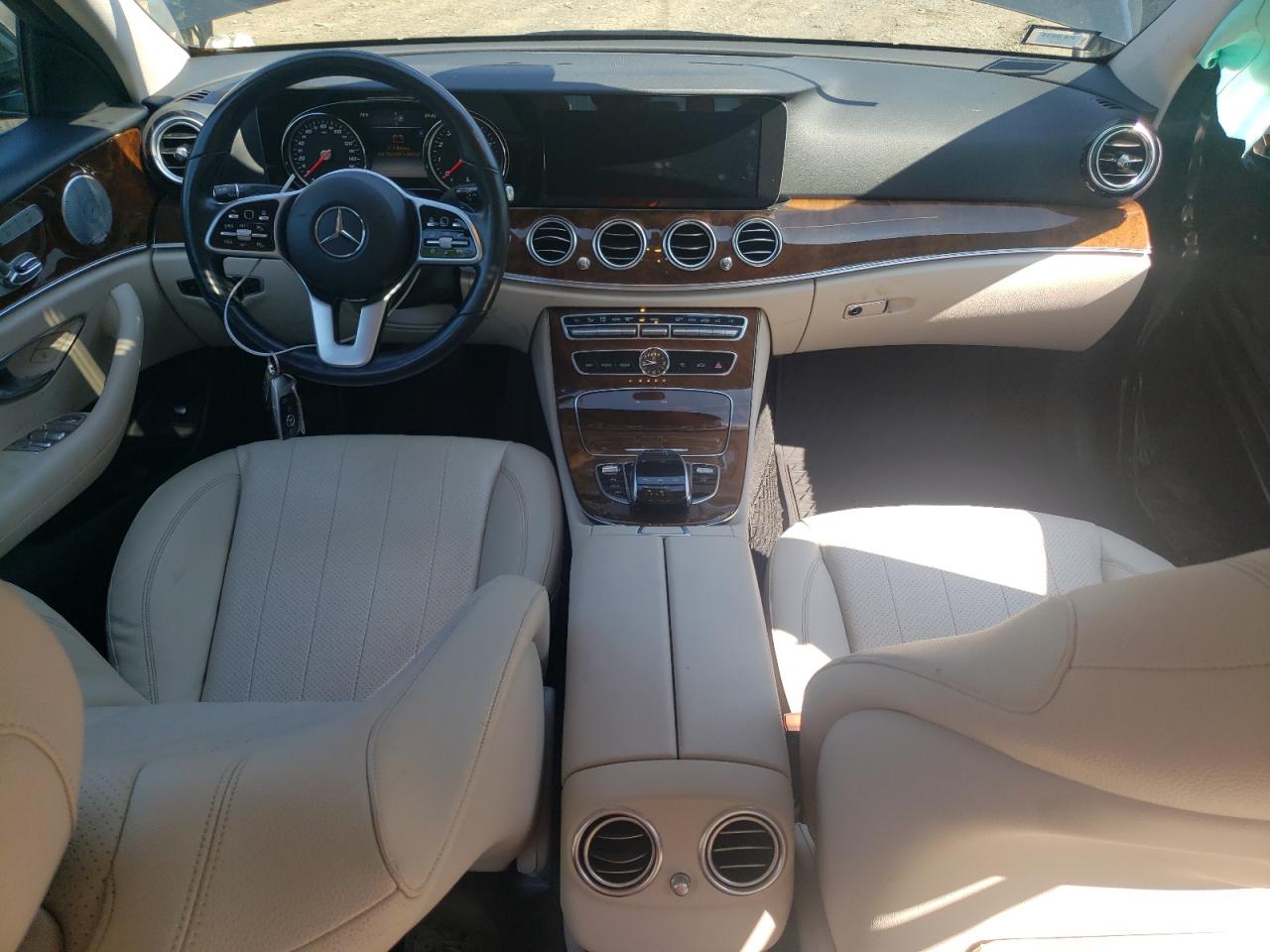 2019 Mercedes-Benz E 300 4Matic VIN: WDDZF4KB2KA586716 Lot: 58196194
