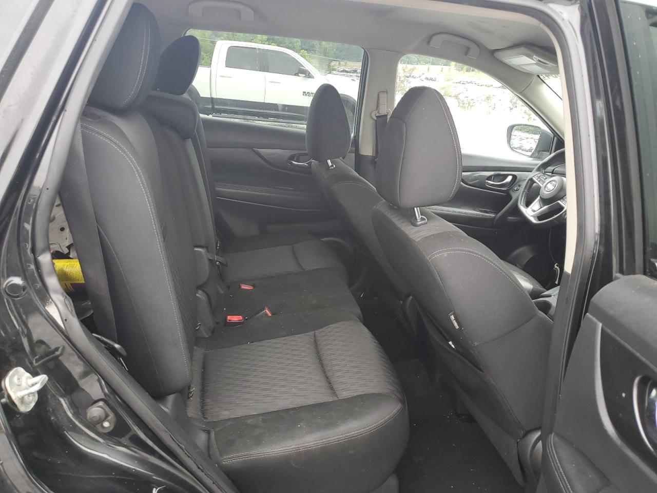 2017 Nissan Rogue S VIN: KNMAT2MV0HP618337 Lot: 58260334