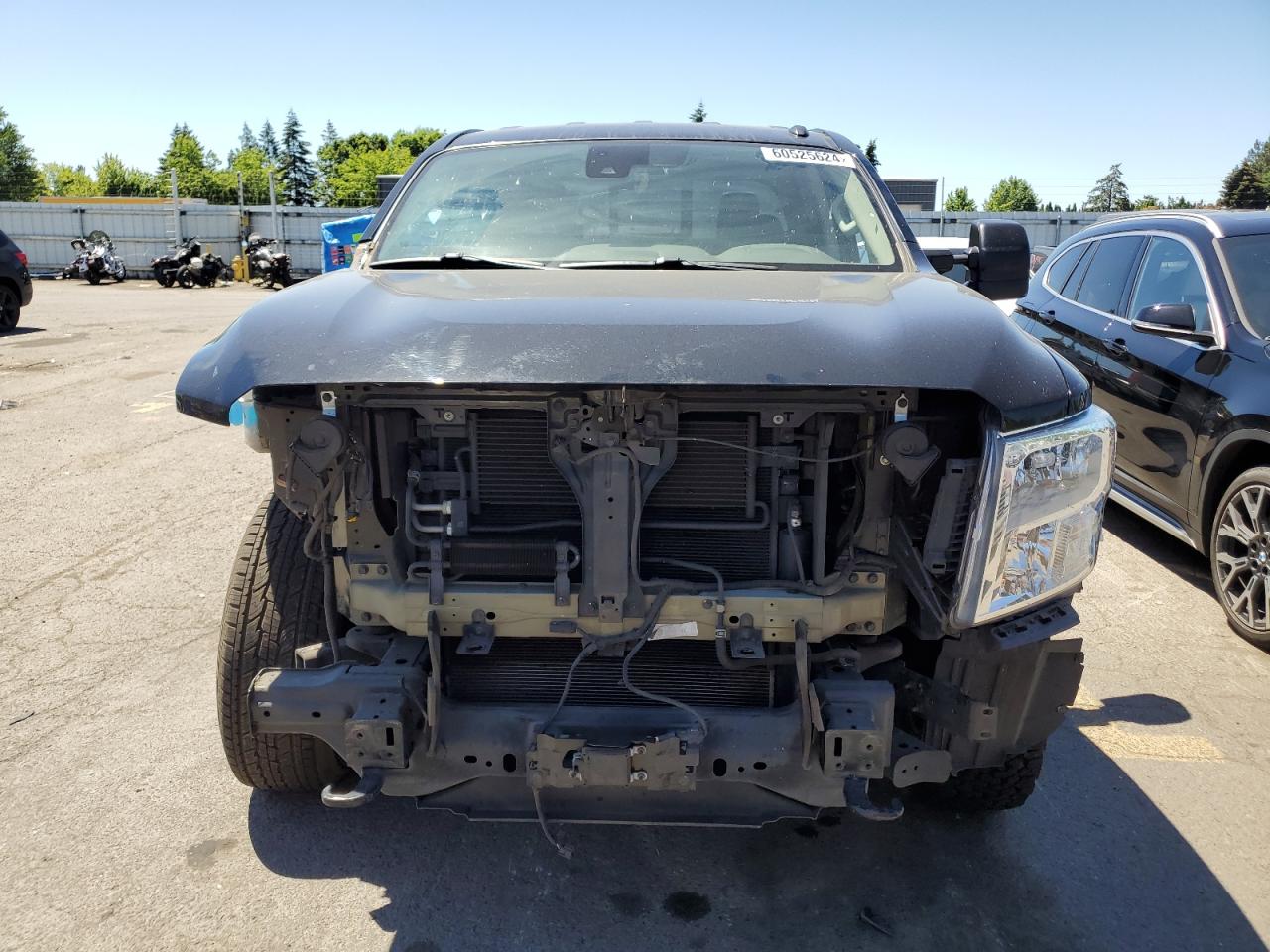 2020 Nissan Titan - Image 5