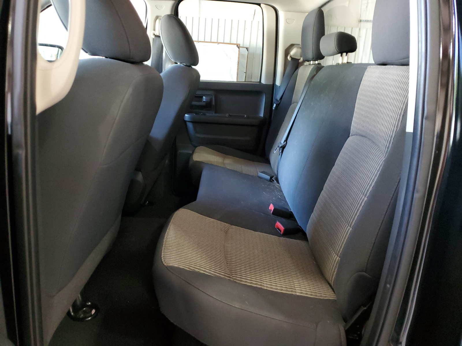 1D7RB1GP9BS637086 2011 Dodge Ram 1500