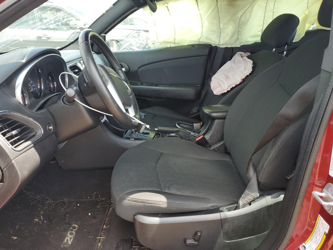 2012 Chrysler 200 - Image 7