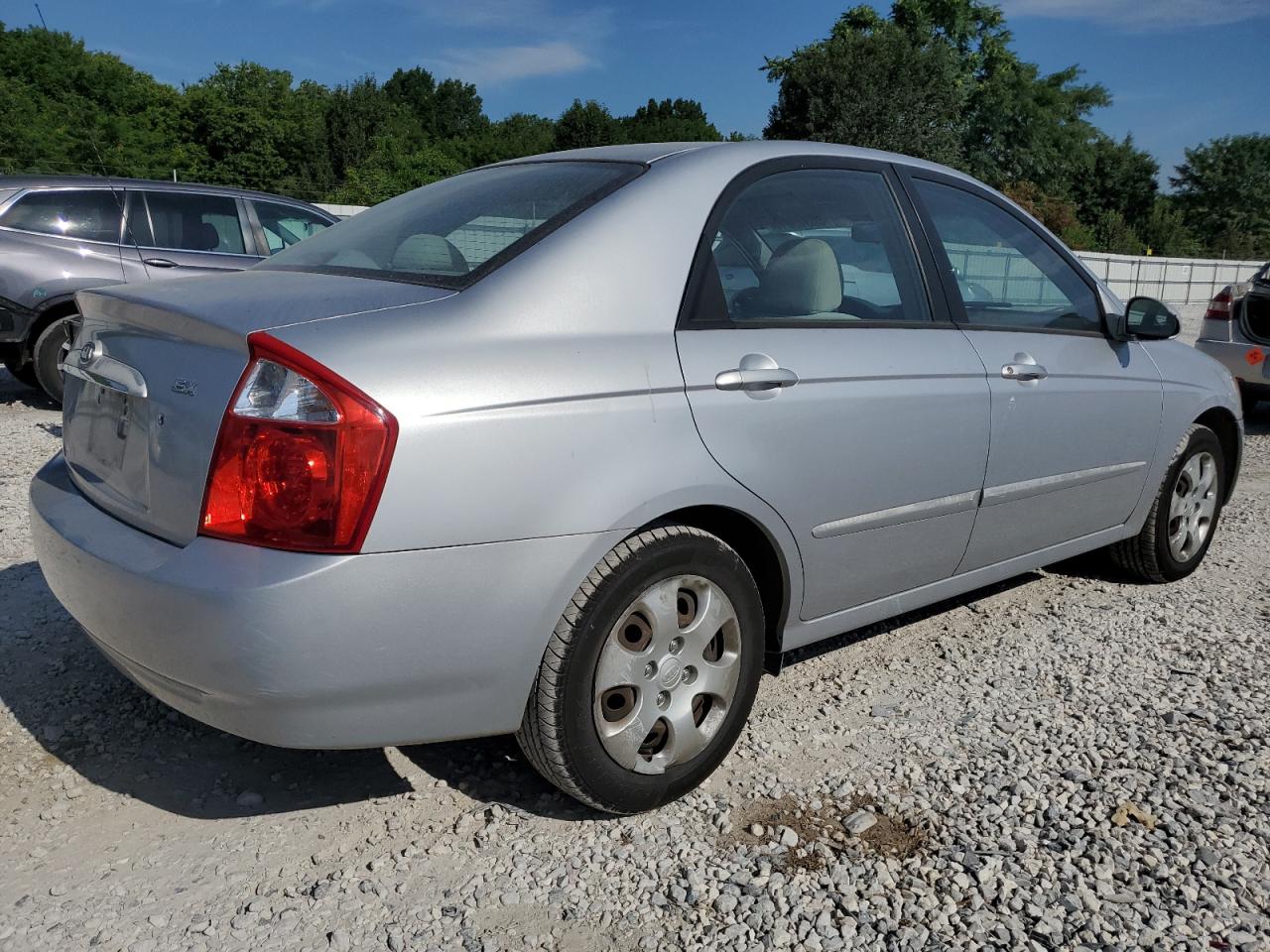 2005 Kia Spectra Lx VIN: KNAFE121655176582 Lot: 60313614