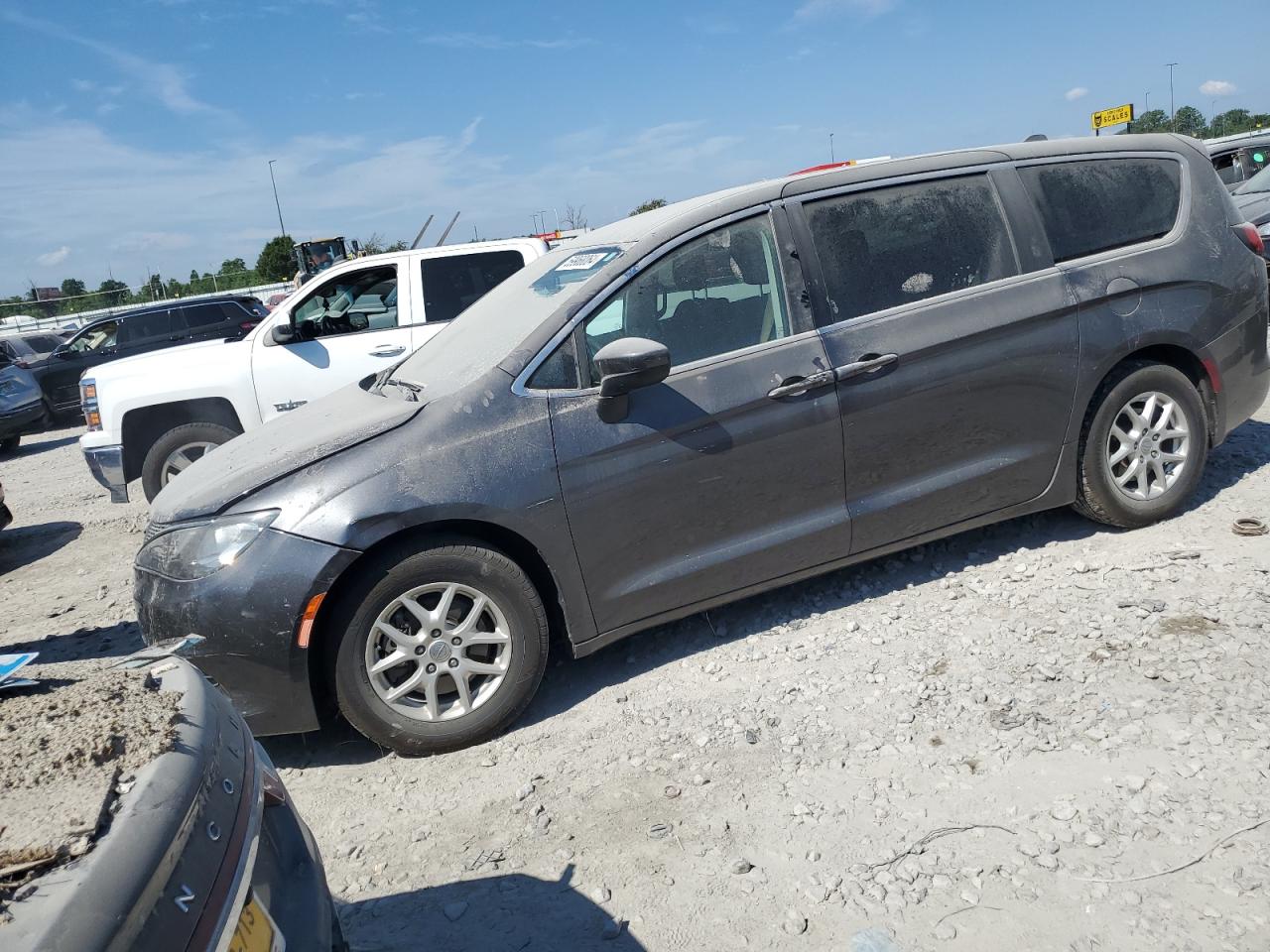 2C4RC1DG4HR748103 2017 CHRYSLER PACIFICA - Image 1