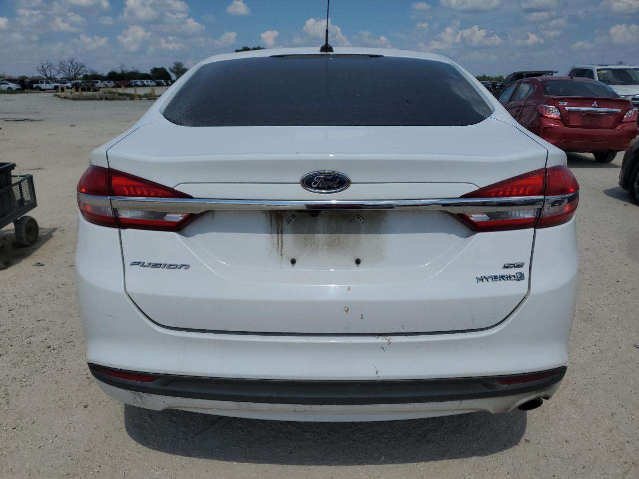 2017 Ford Fusion Se Hybrid VIN: 3FA6P0LU8HR317840 Lot: 61150924