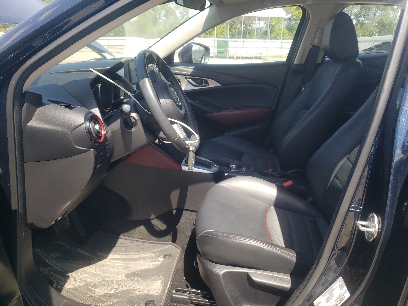 JM1DKFC74J0319233 2018 Mazda Cx-3 Touring