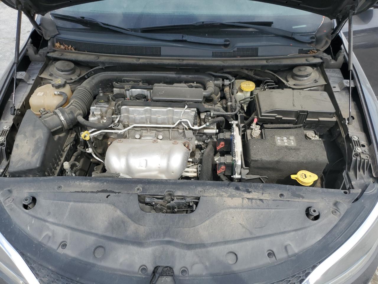 2015 Chrysler 200 Limited VIN: 1C3CCCAB9FN651455 Lot: 58479304