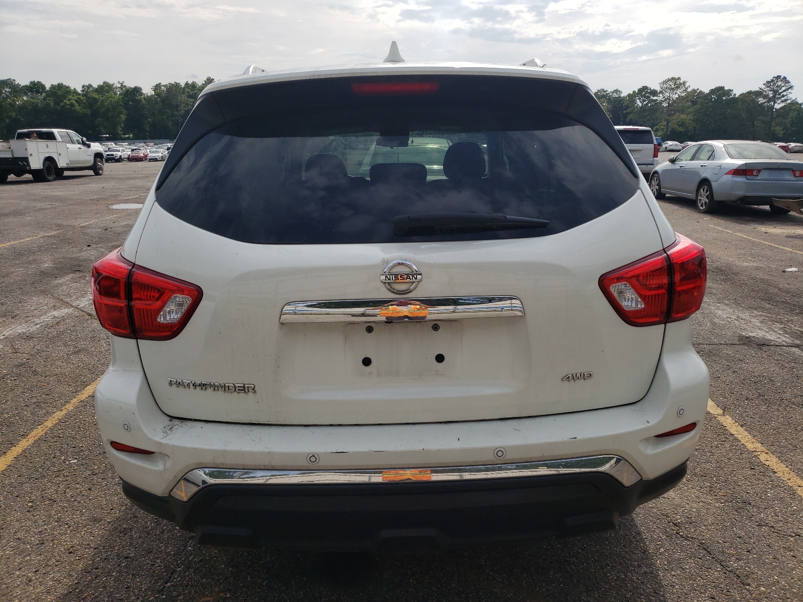 5N1DR2AM7LC601716 2020 Nissan Pathfinder S