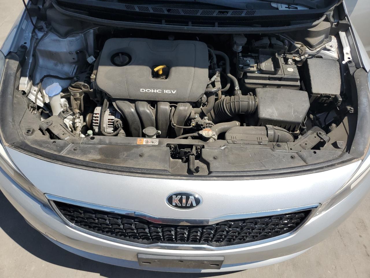 3KPFK4A77JE276384 2018 Kia Forte Lx